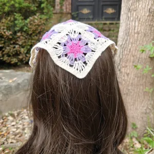 Crochet floral triangle hair bandana, sweet pastoral style knitted headscarf detail view.