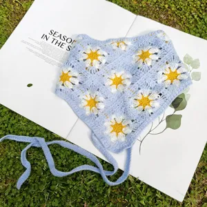 Diadema triangular floral de ganchillo vintage pañuelo de pelo tejido azul verano
