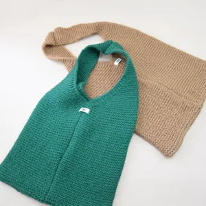 Gestrickte Umhängetasche für Damen einfarbige Freizeittasche Winter weiche Wolltasche.