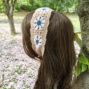 Knitted daisy floral headband, cute crochet hair band, pastoral style hair accessories.
