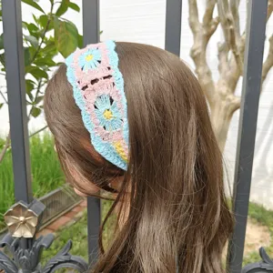 Handgemachtes Häkel Blumen Stirnband, süßes gestricktes Gänseblümchen Haarband für Mode Damen.