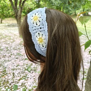 Handmade crochet daisy headband blue knit hairband pastoral style cute hair accessory view