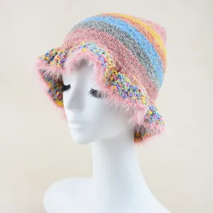 Cappello da pescatore in maglia a righe colorate da donna cappello invernale caldo.