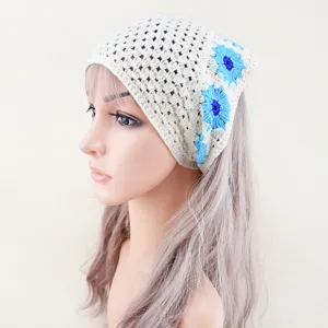 Gehäkeltes Blumen-Dreieck-Kopftuch, stilvolles Boho-Haarband für den täglichen Damengebrauch.