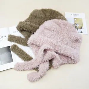 Pluche berenoor gebreide muts voor vrouwen, schattige winter warme harige muts met bandjes, knus.