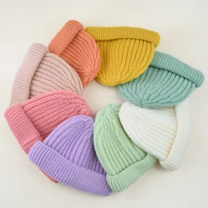 Kinderen snoep kleur gebreide muts winter warm opgerolde manchet effen kleur docker hoed