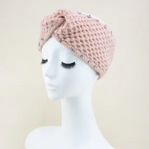 Rosa Strick Stirnband mit Strass, warme Kreuz Haaraccessoire fur Damen und Alltag.