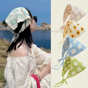 Pastoraal Gehaakt Gebreid Madeliefje Driehoekige Sjaal Hoofdband Voor Dames Franse Vintage Vetersluiting Haarband Bloemen Turban Hoofddeksel