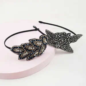 Handmade crystal beaded hair hoop elegant alloy rhinestone thin headband detail view.