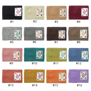 Bandeau de sport tricoté double couche en 16 couleurs assorties avec étiquette.