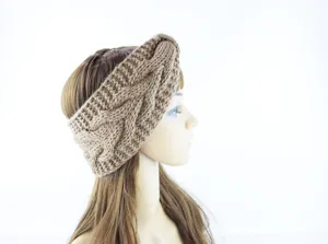 Bruine kabel gebreide hoofdband voor vrouwen, dikke winter warme haarband orenwarmer accessoire.