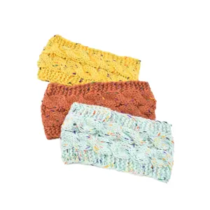 Set di fasce in maglia con dettagli colorati, accessori per capelli invernali da donna