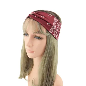 Bandeau cachemire rouge foncé pour femme, élégant accessoire de cheveux croisé pour le sport.