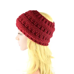 Diadema de punto gruesa vista de detalle, accesorio para el pelo de invierno mujer.
