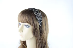 Handgemachter schwarzer Perlen Kristall Blatt Haarreif fuer Damen, eleganter Haarschmuck.