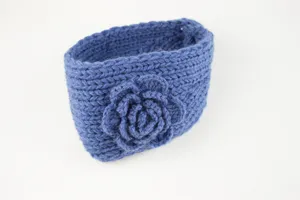 Blaues gestricktes Wollstirnband mit Blume Winter Ohrwärmer warmer Haarschmuck neu