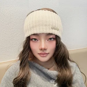 Western Style Acrylic Knitted Wide Headband For Warm Ear Protection Letter Metal Plate Doubled Ribbed Solid Color Headwrap For Unisex Everyday Casual Wear