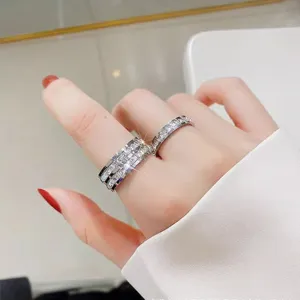 Luxe bague zircon multi-rangs acier titane anti-décoloration chic bague couple empilable