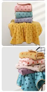 Kettgestricktes Korallenfleece Pünktchen Handtuch verdickt weich saugfähig Haartrockentuch