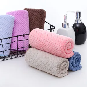 Thickened Coral Fleece Absorbent Bath Towel Pineapple Grid Design Soft Face Towel For Bathroom Home Daily Use