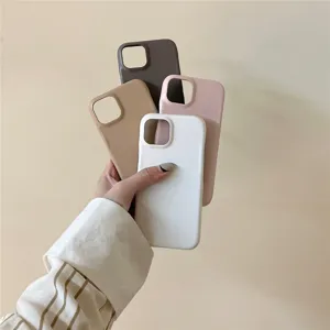 Vista dettagliata della custodia per telefono in pelle di qualità, tatto morbido e protezione iPhone.