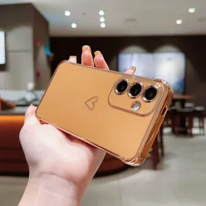 Coque de téléphone électroplaquée cœur pour Samsung Galaxy S25U S24U étui de luxe élégant.