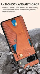 Étui de téléphone en cuir tissé orange avec emplacements pour cartes et protection.