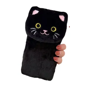 Schwarze Plüsch Katze Handyhülle für Samsung Z Flip, süße flauschige Faltbildschirm Schutzhülle.