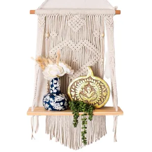 Étagère murale en macramé tissé main, support de rangement en bois bohème nordique pour décoration.