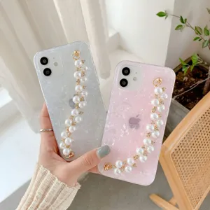 Luxury Acrylic Shell Texture Phone Case With Artificial Pearl Rhinestone Bracelet Shockproof Protective Back Cover For iPhone Series Women