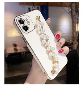 Elegant pearl chain phone case with electroplated gold edges for stylish mobile protection.
