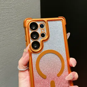 Détail de coque de téléphone à paillettes magnétiques galvanisées avec dos dégradé.