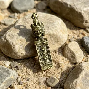Tibetan three-faced vajra seal pendant vintage alloy ethnic DIY jewelry accessory main