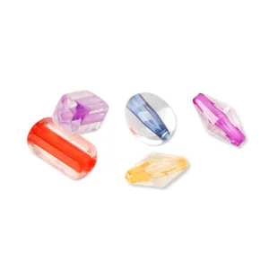 Abalorios acrílicos coloridos con núcleo teñido para pulseras collares hechos a mano.