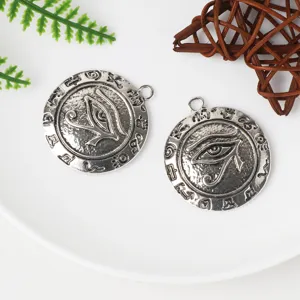 Ciondolo malocchio in argento antico lega charm per braccialetti collane gioielli fai te