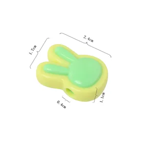 Deliziose perline di coniglio in acrilico per bracciali, collane e accessori di gioielleria.
