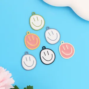 Pendentifs visage souriant en alliage coloré pour la fabrication de bijoux DIY, colliers.