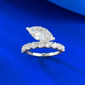 Prachtige S925 zilveren marquise witte diamant ring detail, luxe design voor elegante vrouwen.