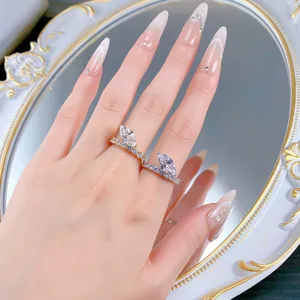 Prachtige S925 zilveren marquise witte diamant open ring, luxe detailweergave.