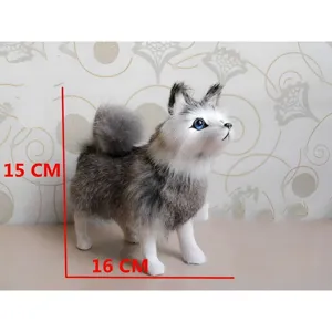 Simulation husky plush toy dog model, grey and white furry toy, height 15cm length 16cm.