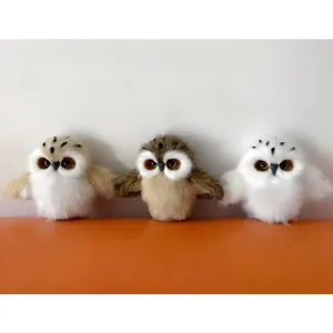 Figurine de Hibou en Fourrure de Simulation Ornement d'Animal Fait Main Noël Décoration de Maison Collection Présentoir de Bureau Cadeau