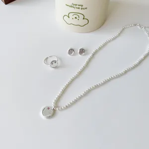 Silbernes Smiley Gesicht Perlen Schmuckset Halskette Ring Ohrringe Damen Eleganz.