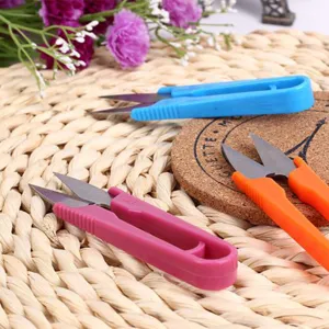 U-shaped thread scissors for sewing, sharp yarn snips and embroidery craft cutting tools.
