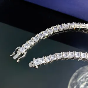 Prinzessin Quadratisch Silber Tennis Armband mit glitzernd Zirkonia luxus Damenschmuck