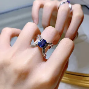 Elegante Anello Donna In Argento S925 Tanzanite Taglio Radiant Stile Gioiello