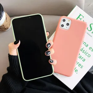 Einfarbige weiche Silikon Handyhülle kompatibel mit iPhone, Schutzhülle, flexible Rückseite.