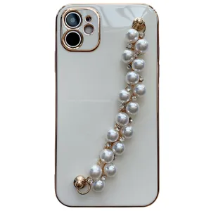 Coque de téléphone chaîne de perles blanches avec cadre électro-plaqué or vue arrière