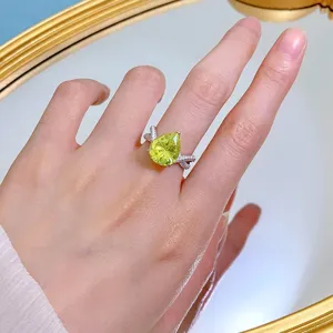 Exquisite Pear Shaped Olive Green Ring S925 Silver High Carbon Diamond Women Jewelry Gift