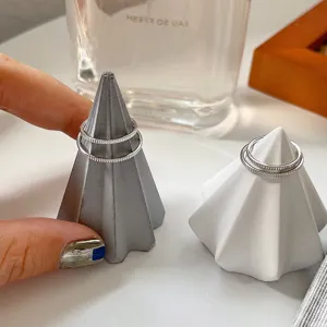925 Sterlingsilber Ultradünner Stufenring Minimalistischer Geometrischer Stapelbarer Fingerring Für Damen Personalisierter Modeschmuck