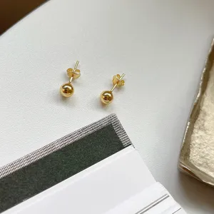 Minimalistische 925 Silber Kugel Ohrstecker fuer Damen, elegante schicke Alltagsmode.